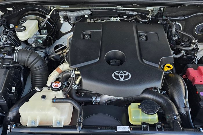 2018 Toyota Hilux SR