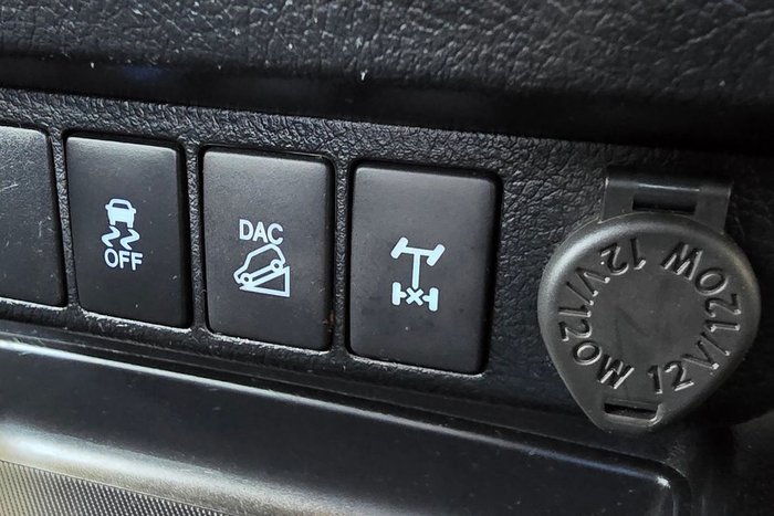 2018 Toyota Hilux SR