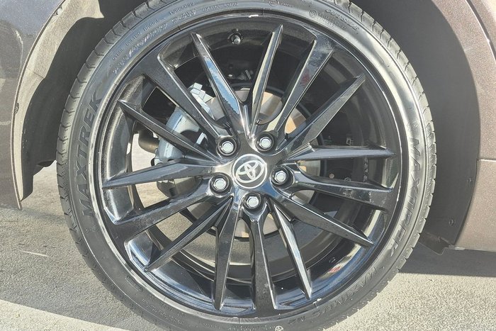 2023 Toyota Camry SX