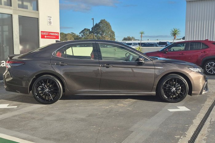 2023 Toyota Camry SX