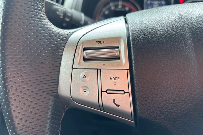 2020 Isuzu MU-X LS-M