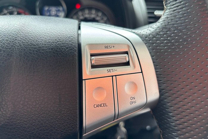 2020 Isuzu MU-X LS-M