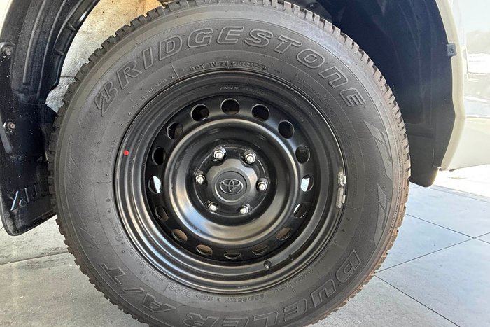 2020 Toyota Hilux SR