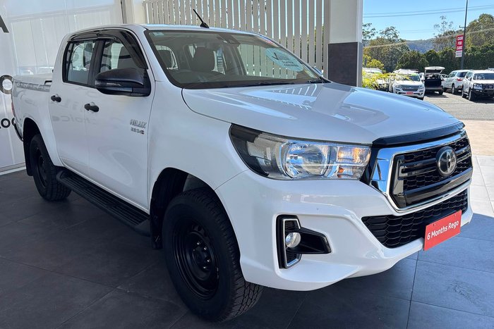 2020 Toyota Hilux SR