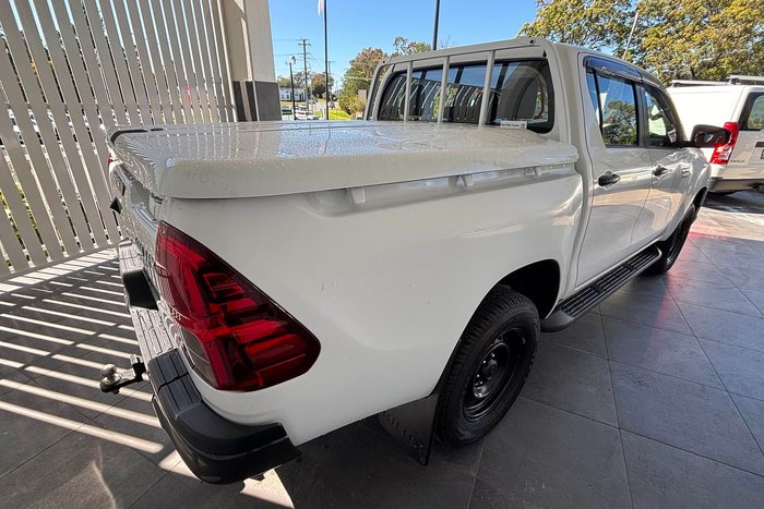 2020 Toyota Hilux SR