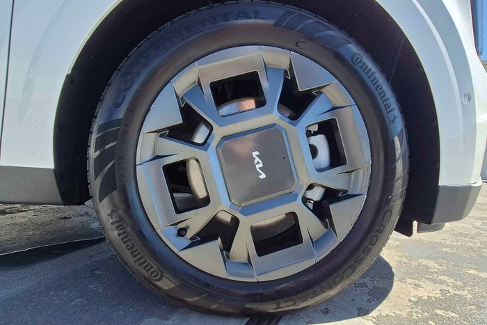 2024 Kia Carnival GT-Line HEV