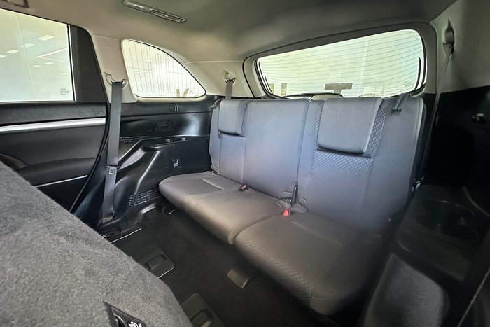 2016 Toyota Kluger GX