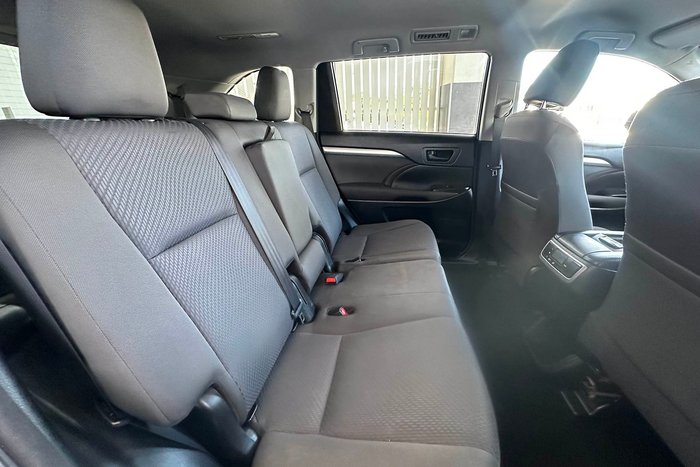 2016 Toyota Kluger GX