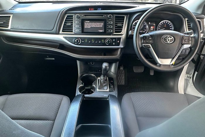 2016 Toyota Kluger GX