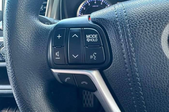 2016 Toyota Kluger GX