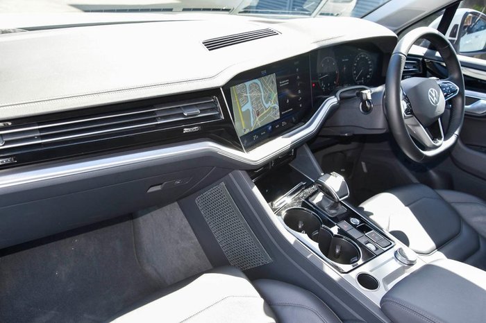 2022 Volkswagen Touareg