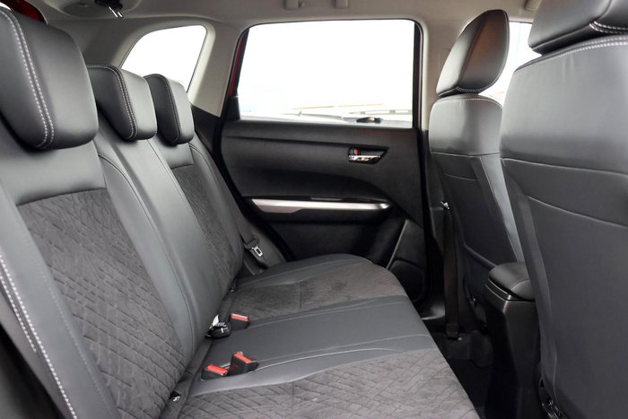 2023 Suzuki Vitara Turbo LY Series II Bright Red