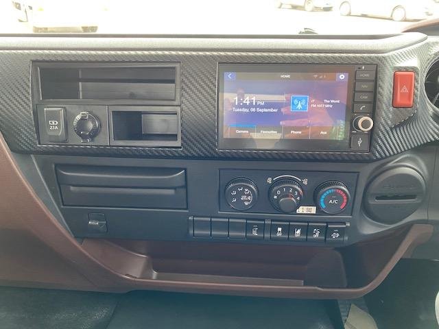 2025 Hino 500 Series FD1124 Auto White