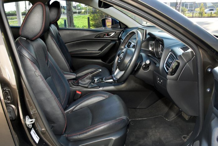 2014 Mazda 3 SP25 GT