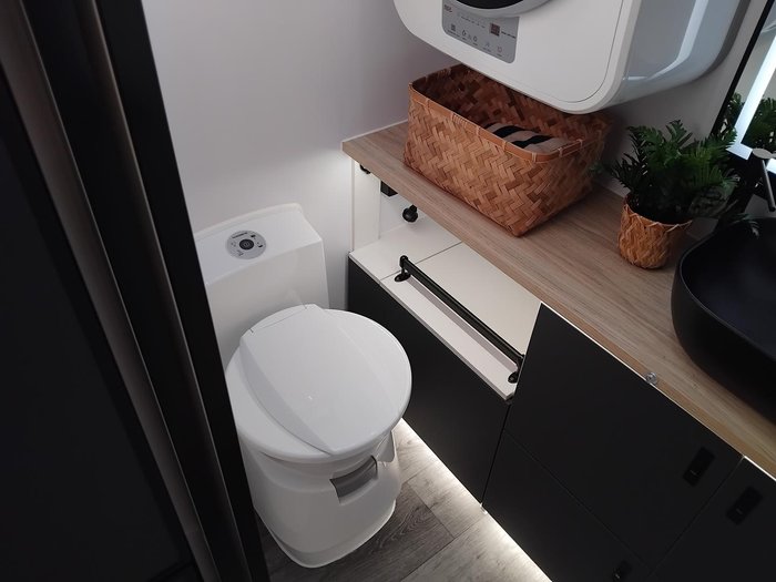 2025 Gold Class Caravans Ac17c Couples Full Off-Road Full Ensuite Sleeps 3