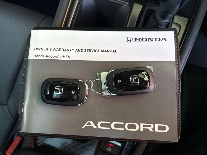 2025 Honda Accord e:HEV RS