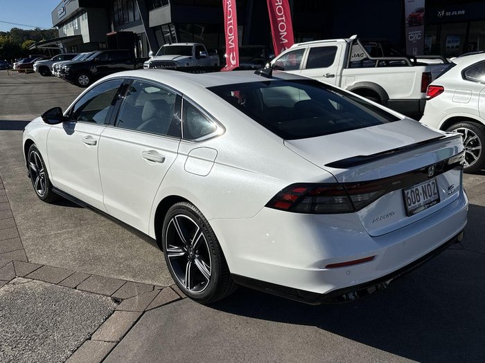 2025 Honda Accord e:HEV RS