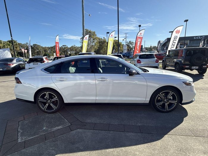 2025 Honda Accord e:HEV RS