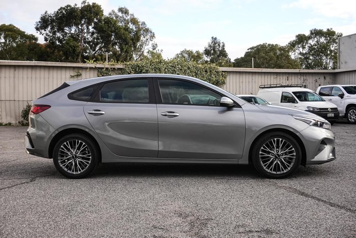2022 Kia Cerato Sport+