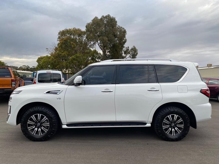 2022 Nissan Patrol Ti-L