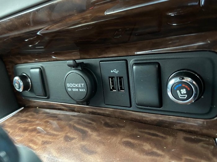 2022 Nissan Patrol Ti-L