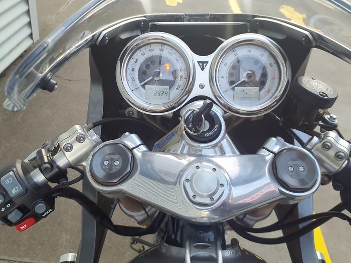 2016 Triumph Thruxton 1200 R Thruxton Silver