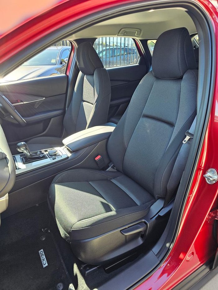 2025 Mazda CX-30 G20 Evolve