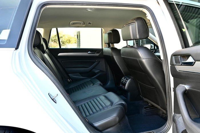 2017 Volkswagen Passat 140TDI Highline B8 MY18 Pure White