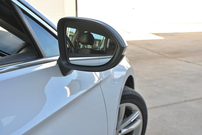 2017 Volkswagen Passat 140TDI Highline B8 MY18 Pure White