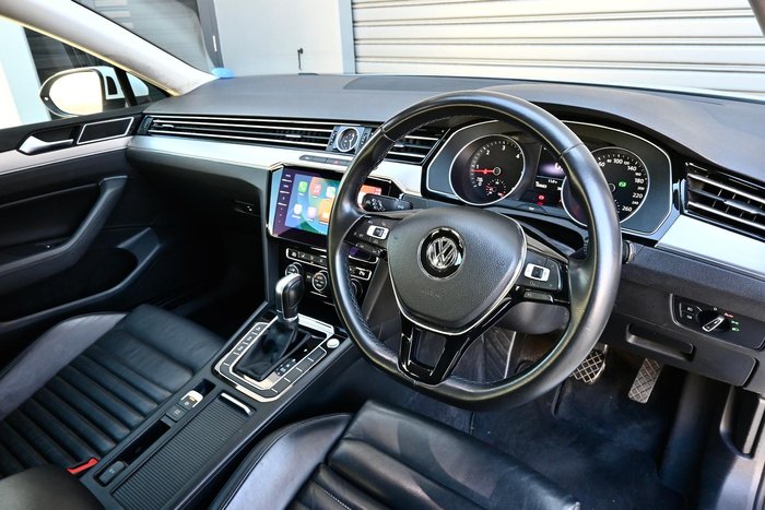 2017 Volkswagen Passat 140TDI Highline B8 MY18 Pure White