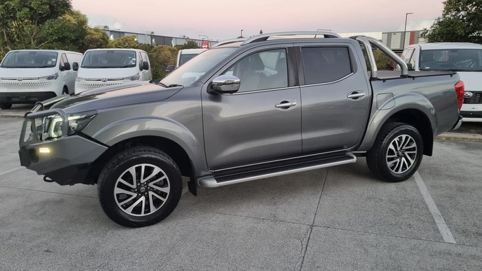 2020 Nissan Navara ST-X