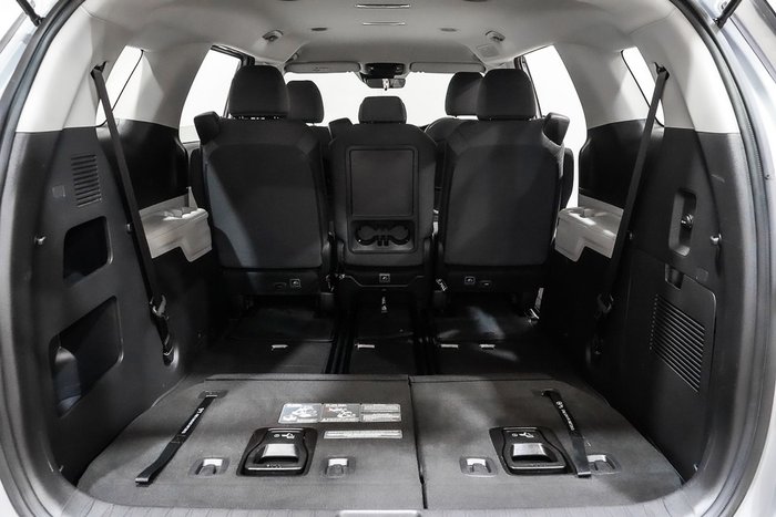 2022 Kia Carnival S