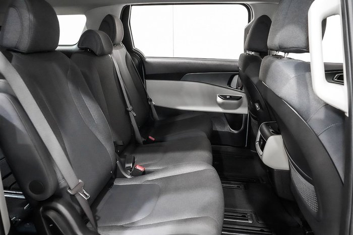 2022 Kia Carnival S
