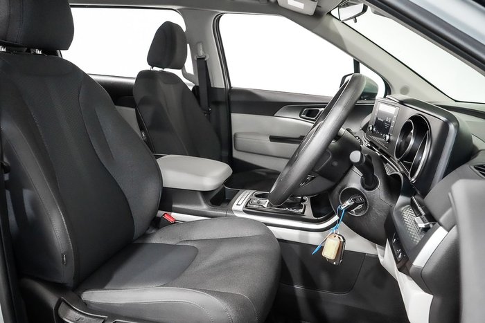 2022 Kia Carnival S