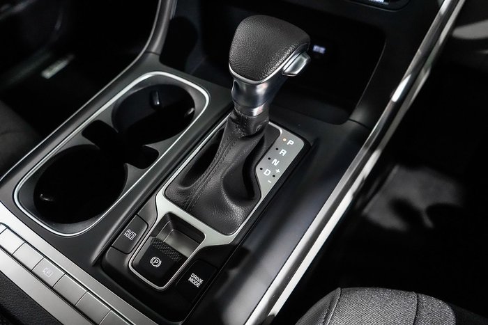 2022 Kia Carnival S