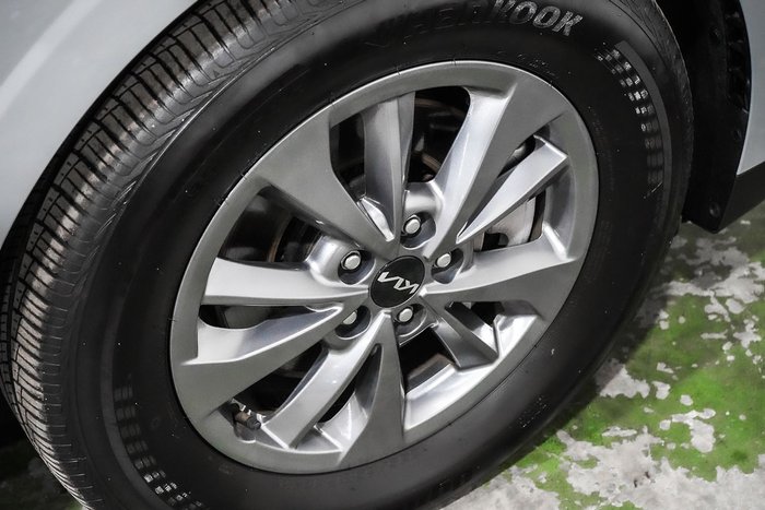 2022 Kia Carnival S