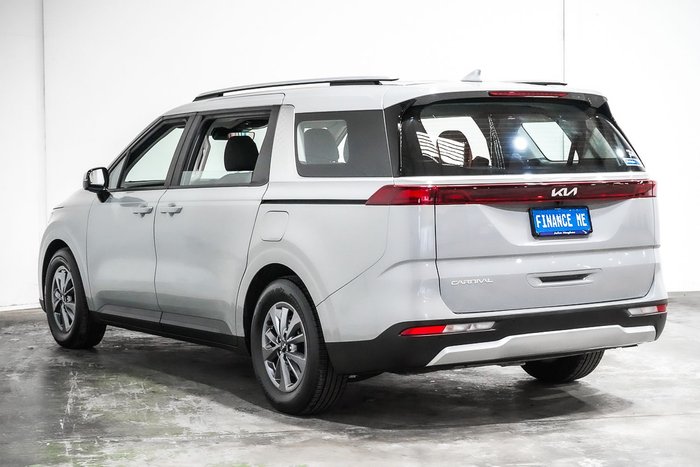 2022 Kia Carnival S