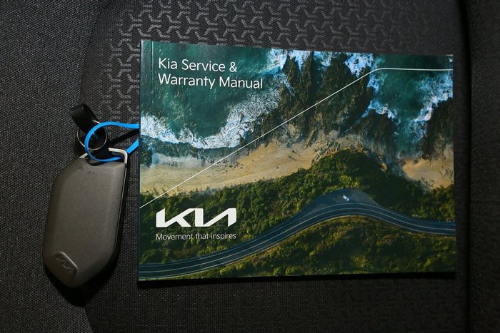 2024 Kia Carnival S