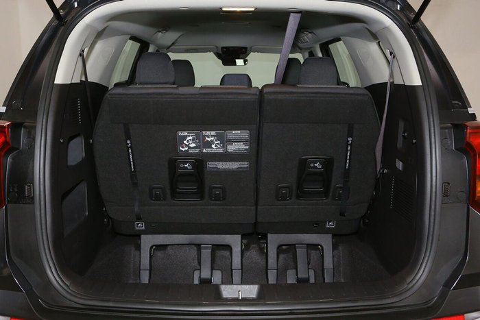 2024 Kia Carnival S