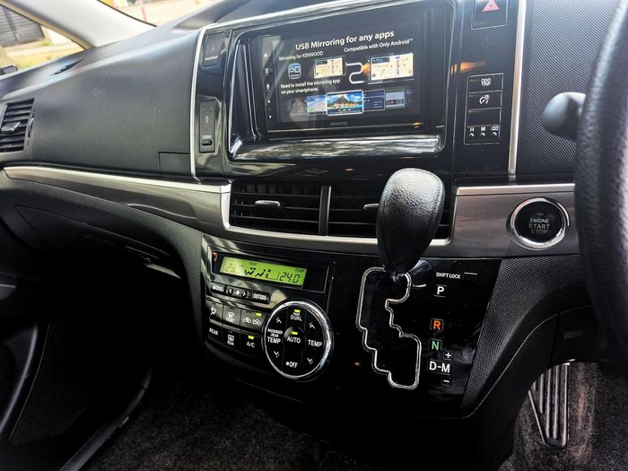 2014 Toyota Tarago GLX ACR50R MY13 Silver Pearl