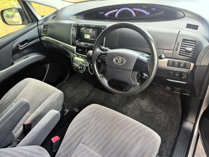 2014 Toyota Tarago GLX ACR50R MY13 Silver Pearl