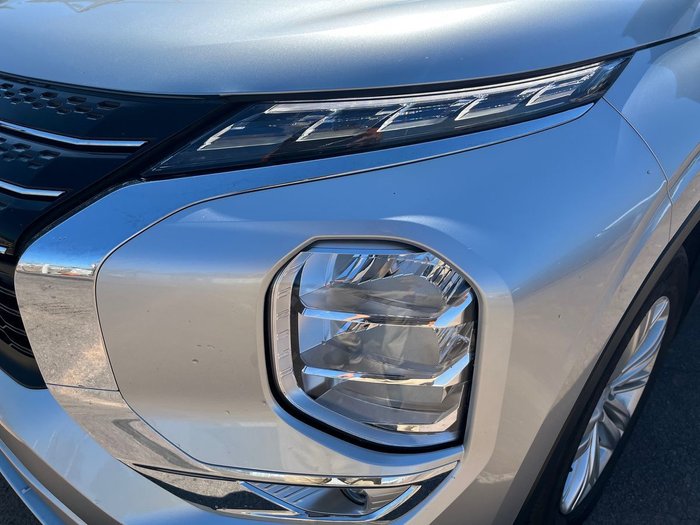 2024 Mitsubishi Outlander