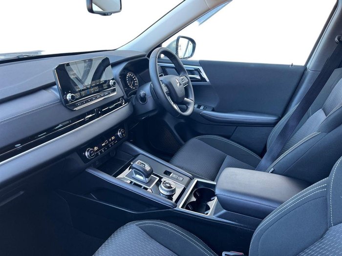 2024 Mitsubishi Outlander