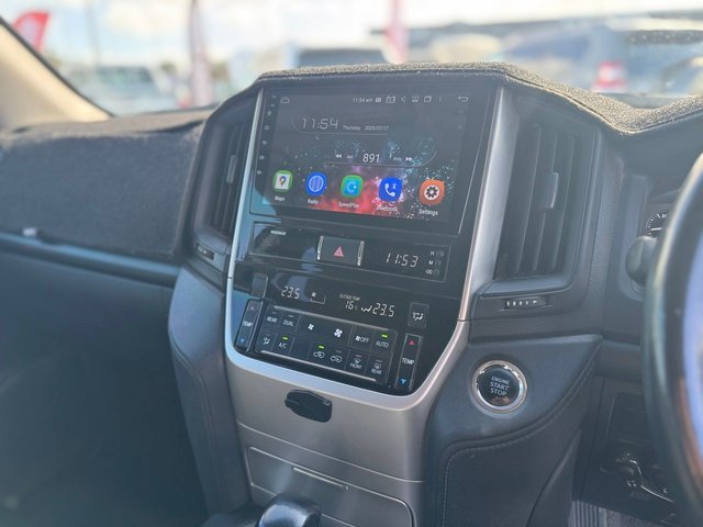 2018 Toyota Landcruiser
