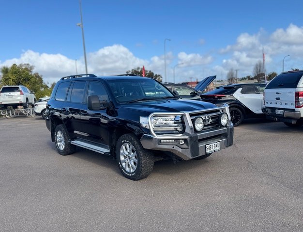 2018 Toyota Landcruiser
