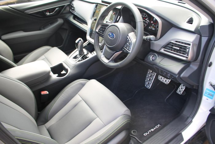 2025 Subaru Outback AWD Sport XT