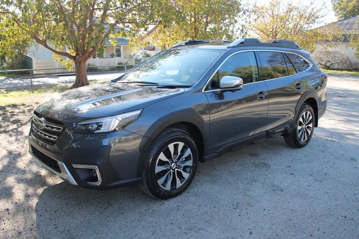 2025 Subaru Outback AWD Touring XT