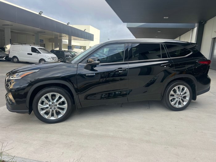 2022 Toyota Kluger Grande