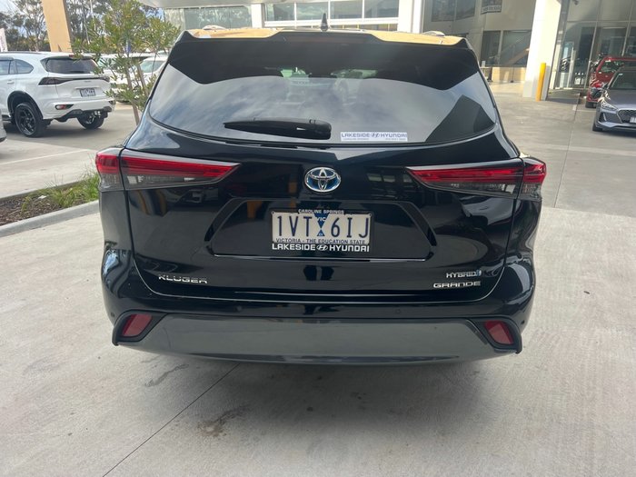 2022 Toyota Kluger Grande