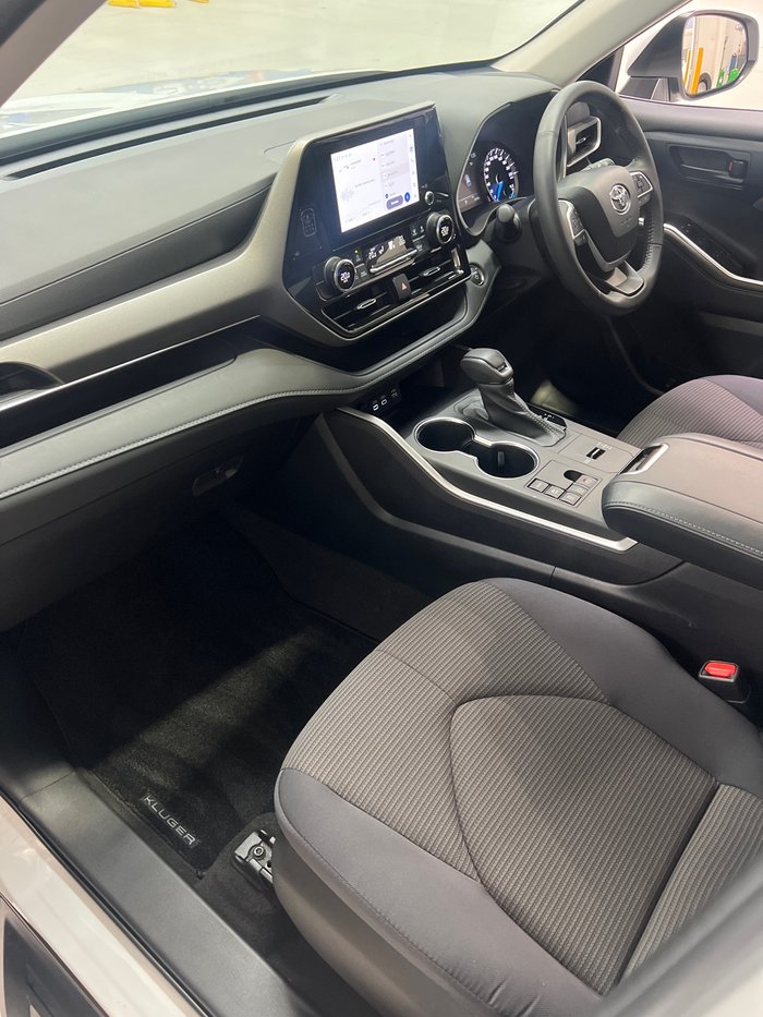 2023 Toyota Kluger GX